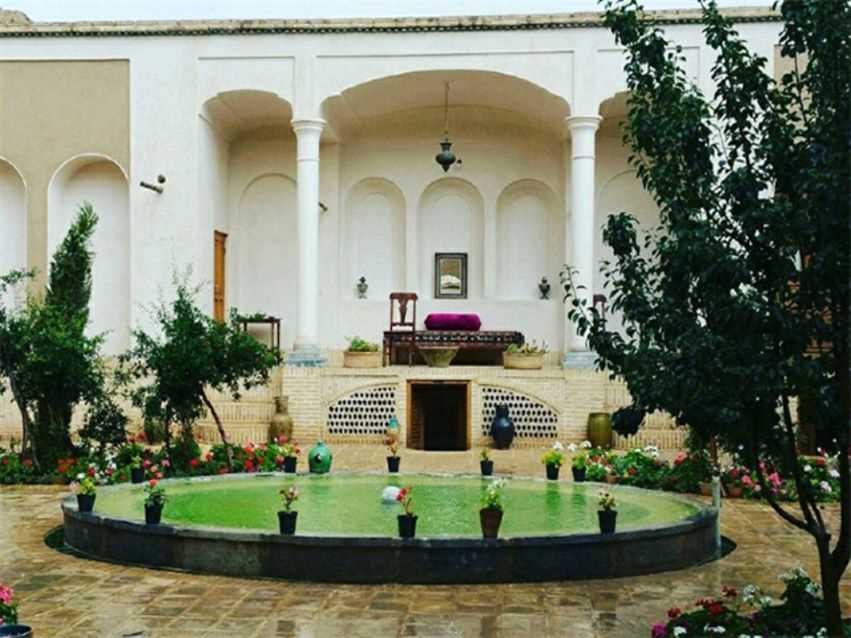 هتل سنتی مرشدی کاشان 