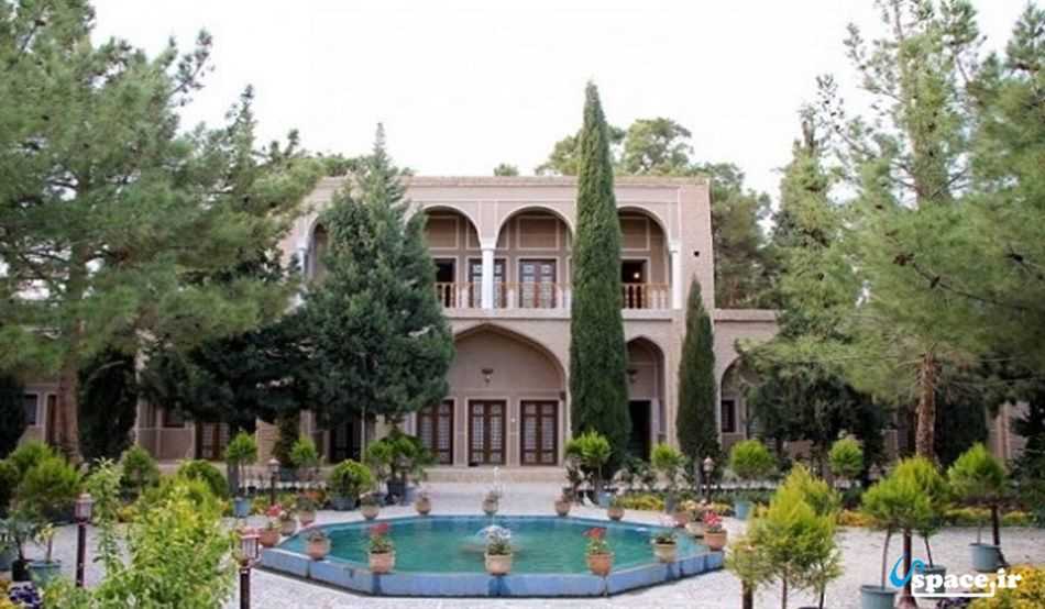 هتل ایوان ماهان