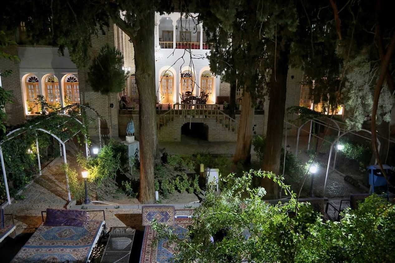 هتل متولی باشی ماهان