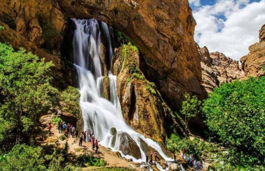 آبشار-آب-سفید-الیگودرز